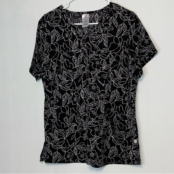 WonderWink Woman’sBlack Floral V-Neck Scrub Top Medical Uniform M. - Picture 1 of 6